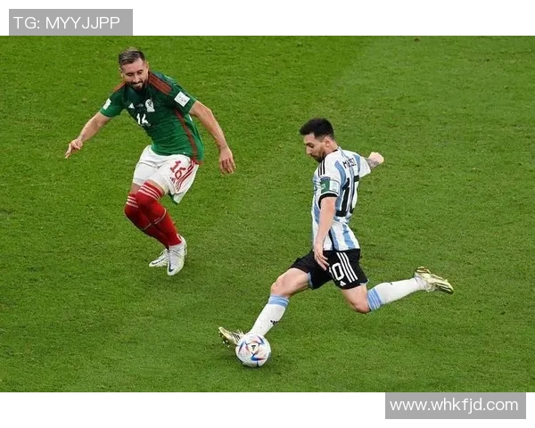 足球明星精彩瞬间的英语描述与照片欣赏 足球明星精彩瞬间的英语描述与照片欣赏